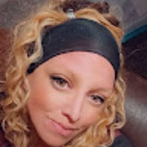 Meet your Posher, Carrie